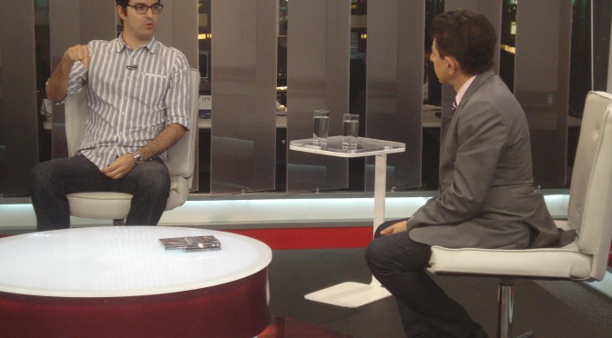 Entrevista no Jornal Record News, sobre a Sonda Rosetta e o pouso do robô Philae no cometa 67P